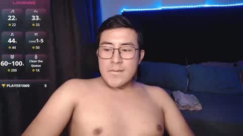 andrewmhilton_ online show from March 11, 12:16 am