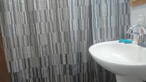 Snapshot of andrewo42601 chatting on October 1, 4:07 am andrewo42601 online show from October 1, 4:07 am