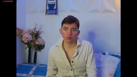 Snapshot of andrewortix chatting on December 3, 4:09 am AndreWortix online show from December 3, 4:09 am