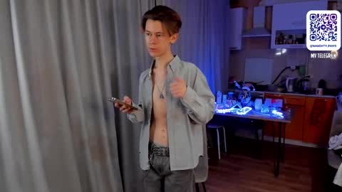 Snapshot of andrewwcarter2 chatting on March 9, 7:05 pm Andrew online show from March 9, 7:05 pm