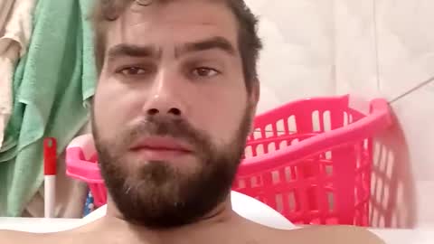 Snapshot of andrey21q chatting on October 29, 3:58 pm andrey21q online show from October 29, 3:58 pm