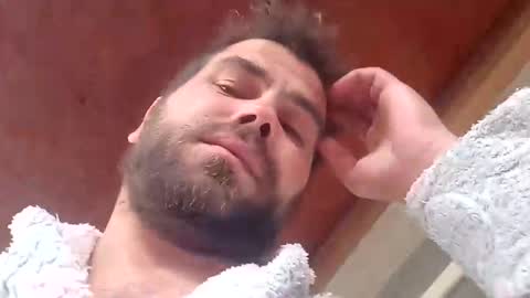 Snapshot of andrey21q chatting on October 30, 1:23 pm andrey21q online show from October 30, 1:23 pm