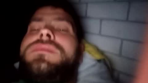 Snapshot of andrey21q chatting on March 15, 9:43 pm andrey21q online show from March 15, 9:43 pm