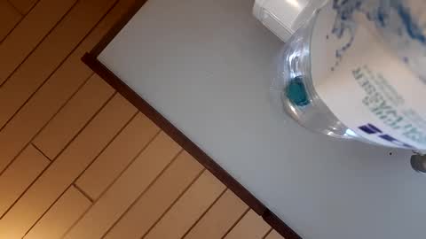 Snapshot of andris40 chatting on September 22, 1:46 pm andris40 online show from September 22, 1:46 pm