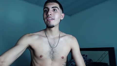 andriuhot066 online show from December 5, 4:42 am