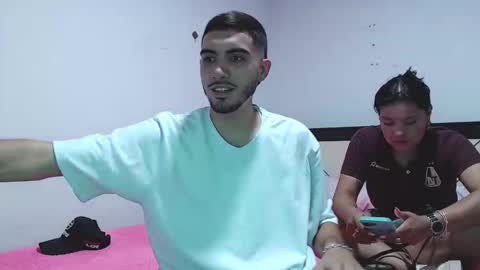 andriuhot066 online show from December 16, 6:57 pm