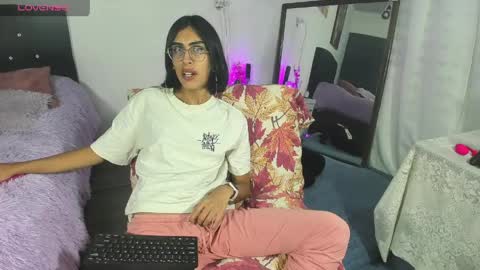 Snapshot of andromedashine chatting on May 16, 4:20 am vero paez online show from May 16, 4:20 am
