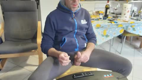 androx77 online show from November 16, 10:43 am