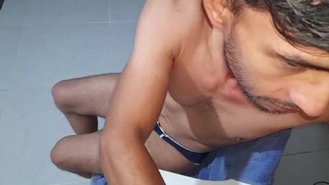 Snapshot of andru_sex1 chatting on May 29, 2:59 pm Andru online show from May 29, 2:59 pm