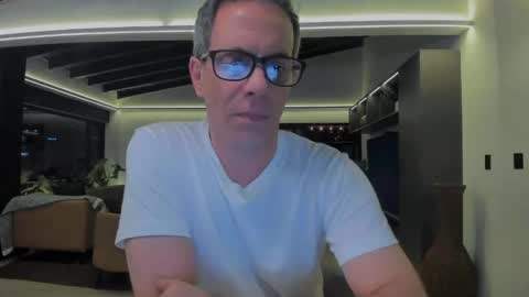 Andrew online show from February 18, 1:54 am