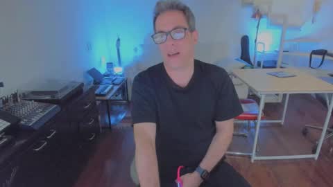 Andrew online show from September 29, 8:24 pm