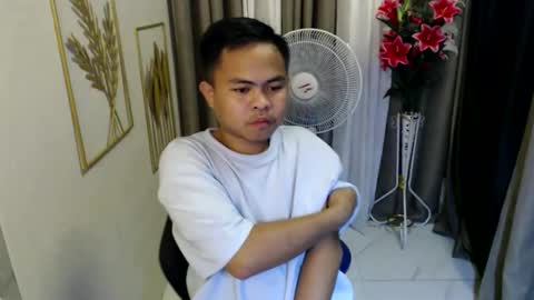 andy_ali online show from April 26, 6:05 pm