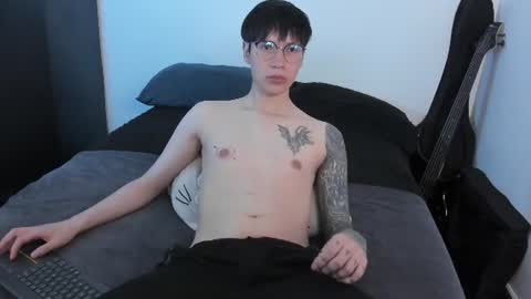Snapshot of andy_bankai chatting on June 20, 9:50 pm twx Andy twink3 online show from June 20, 9:50 pm