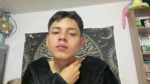 Snapshot of andy_belier chatting on June 2, 2:41 pm Andy online show from June 2, 2:41 pm