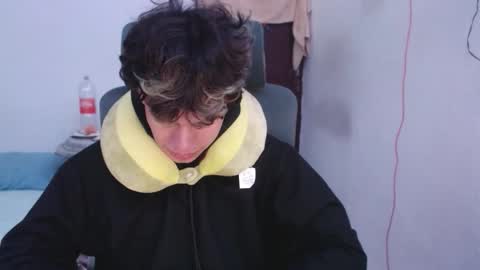 andy_dan1 online show from June 9, 8:37 am