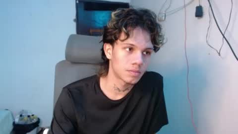 andy_dan1 online show from July 3, 12:50 am