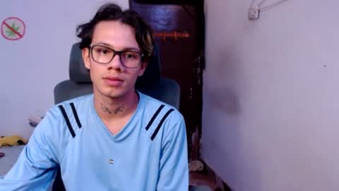 andy_dan1 online show from August 2, 7:01 pm