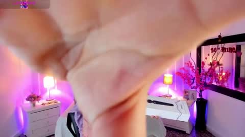 Andrea online show from November 10, 1:21 pm