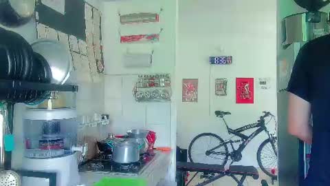 Snapshot of andy_gray01 chatting on July 8, 1:37 pm Andy Gray online show from July 8, 1:37 pm