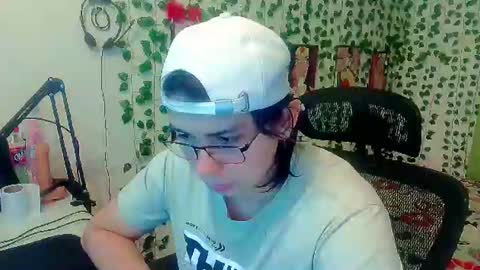 Snapshot of andy_gray01 chatting on July 21, 12:24 am Andy Gray online show from July 21, 12:24 am