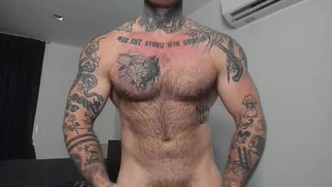 Snapshot of andy_hunk chatting on March 3, 2:15 am Andrew online show from March 3, 2:15 am