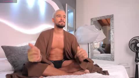 andy_legrand online show from March 17, 12:19 pm