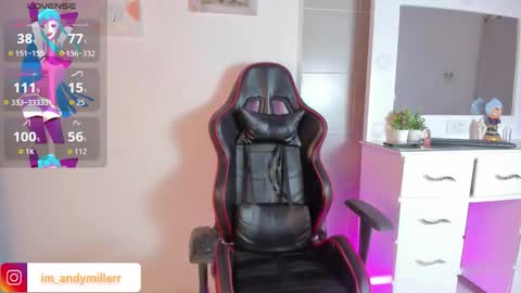 Snapshot of andy_millerr chatting on October 3, 3:36 am andy miller online show from October 3, 3:36 am