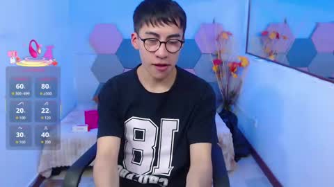 Andy online show from June 20, 9:06 pm