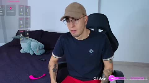 Snapshot of andy_shaaw chatting on February 19, 12:55 pm Andres online show from February 19, 12:55 pm