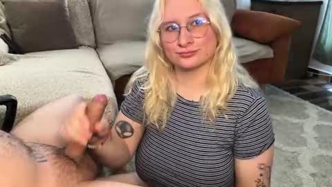 Snapshot of andycherrysecrets chatting on July 26, 4:03 pm Cherry online show from July 26, 4:03 pm