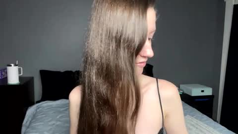 Snapshot of andyhayes69 chatting on January 5, 9:05 am andyhayes69 online show from January 5, 9:05 am