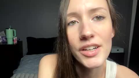 Snapshot of andyhayes69 chatting on January 14, 4:36 am andyhayes69 online show from January 14, 4:36 am