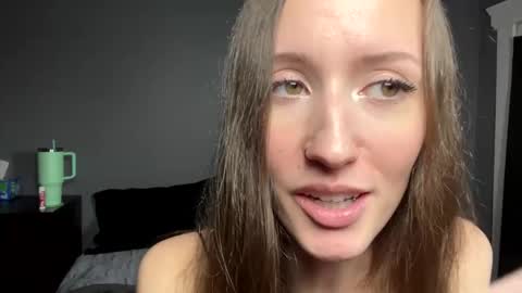 Snapshot of andyhayes69 chatting on January 19, 12:38 am andyhayes69 online show from January 19, 12:38 am