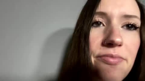 Snapshot of andyhayes69 chatting on January 26, 2:03 am andyhayes69 online show from January 26, 2:03 am