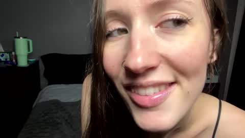 Snapshot of andyhayes69 chatting on February 7, 6:14 am andyhayes69 online show from February 7, 6:14 am