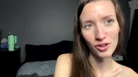 Snapshot of andyhayes69 chatting on March 1, 7:41 am andyhayes69 online show from March 1, 7:41 am