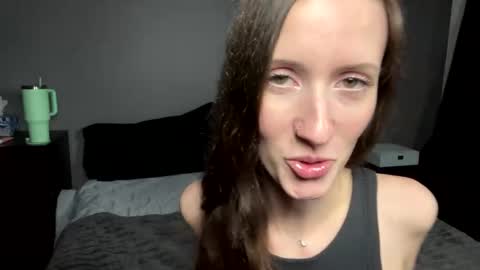 Snapshot of andyhayes69 chatting on March 2, 7:32 am andyhayes69 online show from March 2, 7:32 am