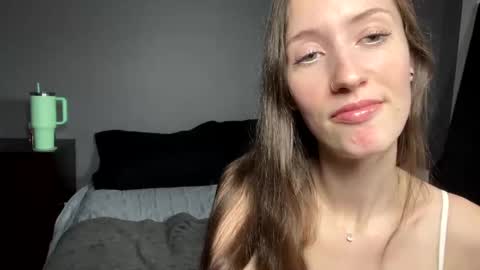 Snapshot of andyhayes69 chatting on March 3, 12:48 am andyhayes69 online show from March 3, 12:48 am