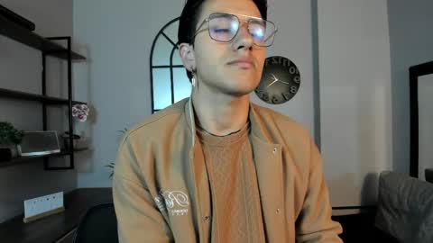 Snapshot of andyjoy_ chatting on May 25, 11:38 am Andy Joy online show from May 25, 11:38 am