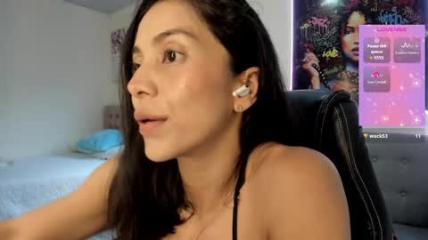 Andrea online show from October 29, 8:43 pm