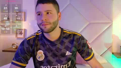 Andy online show from February 17, 8:04 pm