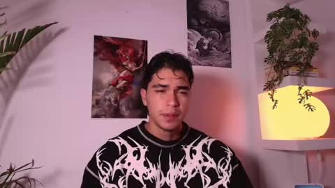 Snapshot of andypalmerr chatting on April 25, 6:16 am andypalmerr online show from April 25, 6:16 am