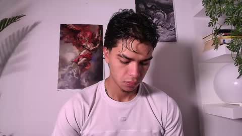 Snapshot of andypalmerr chatting on May 4, 11:06 am andypalmerr online show from May 4, 11:06 am