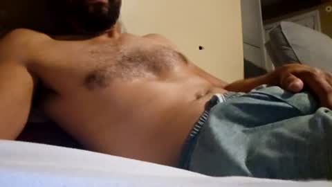 Snapshot of andyroony chatting on June 22, 6:43 am andyroony online show from June 22, 6:43 am