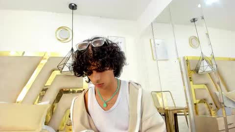 andyxibrat online show from November 18, 7:07 pm