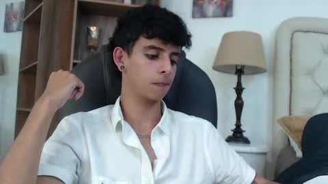 andyxibrat online show from April 27, 7:34 pm