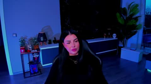 Anne online show from April 28, 5:18 pm