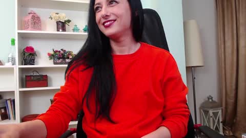 Snapshot of aneshereforu chatting on February 1, 8:47 pm Anes online show from February 1, 8:47 pm