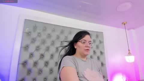 Snapshot of anette_cooper chatting on July 20, 3:32 am anette_cooper online show from July 20, 3:32 am