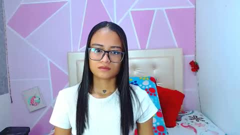 Snapshot of ange_drty chatting on April 13, 12:16 am ange_drty online show from April 13, 12:16 am